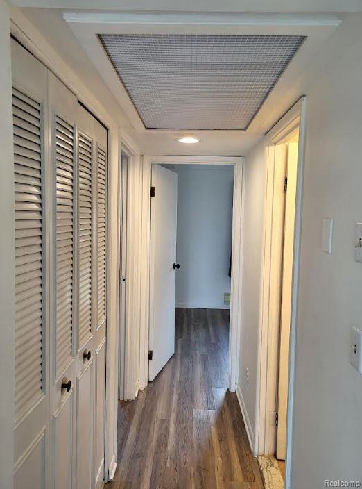 1844 Colonial Village Way, 3, Waterford, MI 48328 — Photo 14