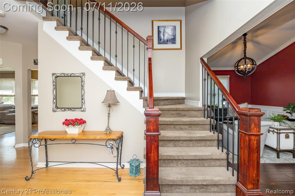 689 Woodfield Way, Rochester Hills, MI 48307 — Photo 20