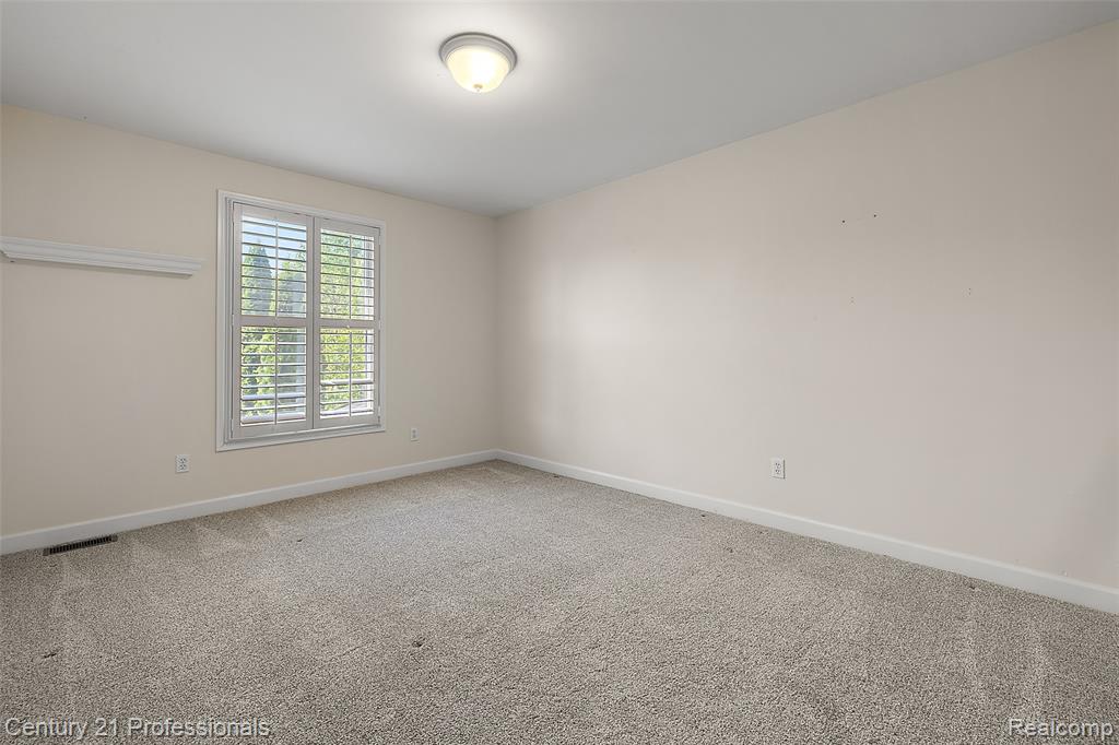 4013 Ardsley Court, Clarkston, MI 48348 — Photo 25