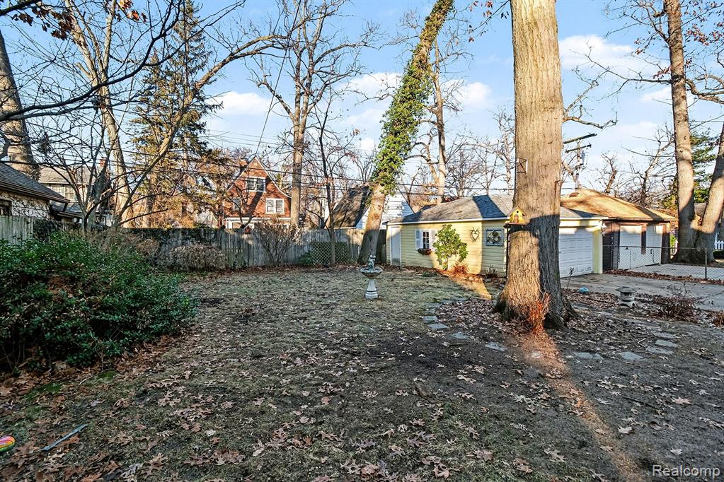 466 W Maplehurst Street, Ferndale, MI 48220 — Photo 27