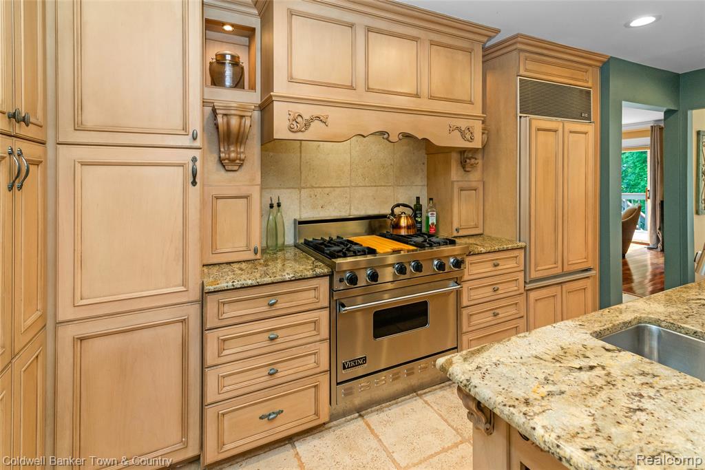 5728 Eggert Place, Brighton, MI, 48116