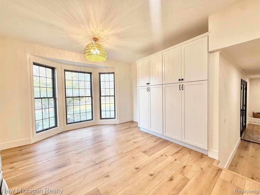 9080 SADDLE HORN Drive, Flushing, MI 48433 — Photo 12