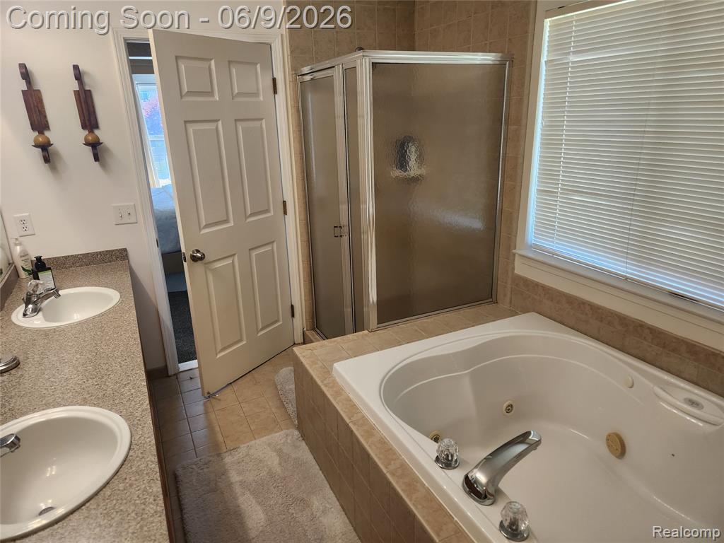 7155 Belle Pointe Drive, Belleville, MI 48111 — Photo 9
