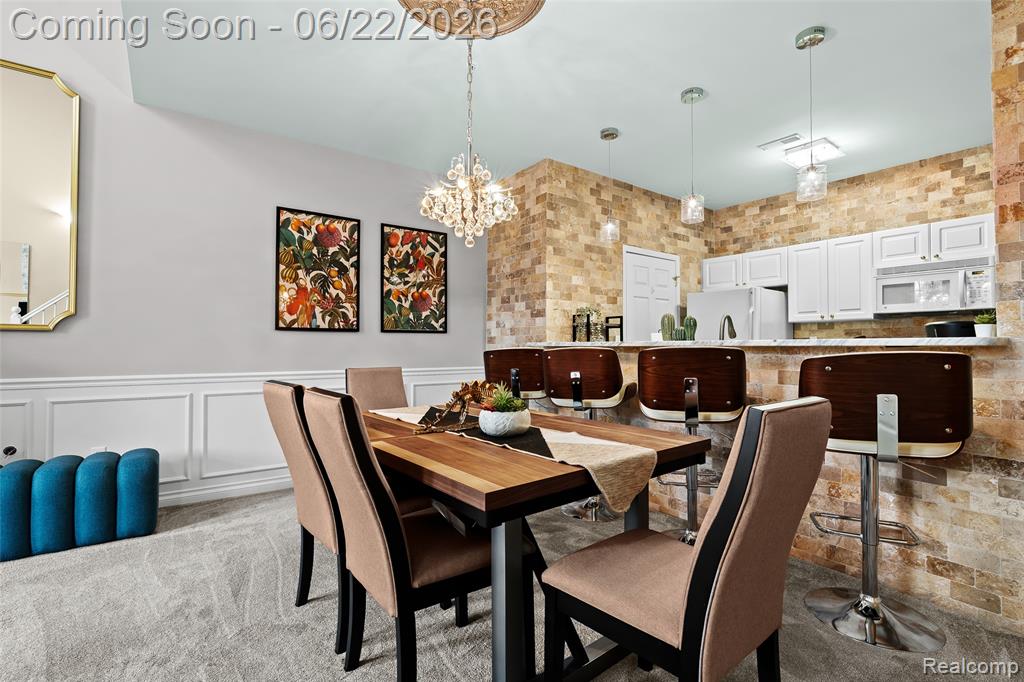 11 N Squirrel Road, Auburn Hills, MI 48326 — Photo 11