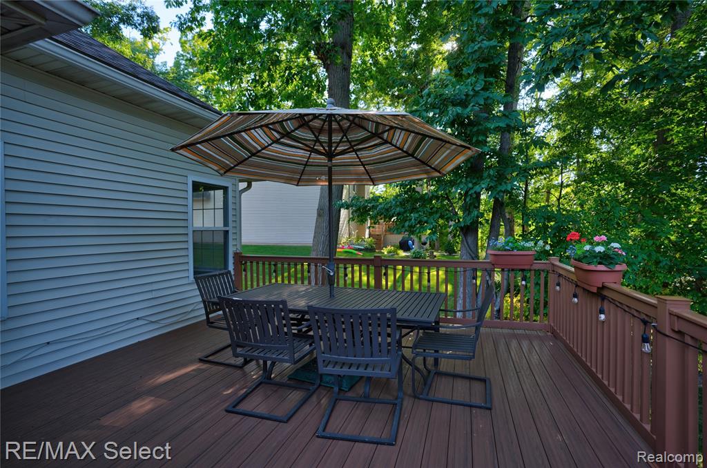 4278 Springwood Court, Fenton, MI 48430 — Photo 65