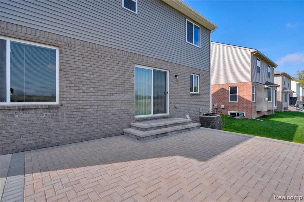 6555 BRISTOL Drive, Van Buren, MI 48111 — Photo 33