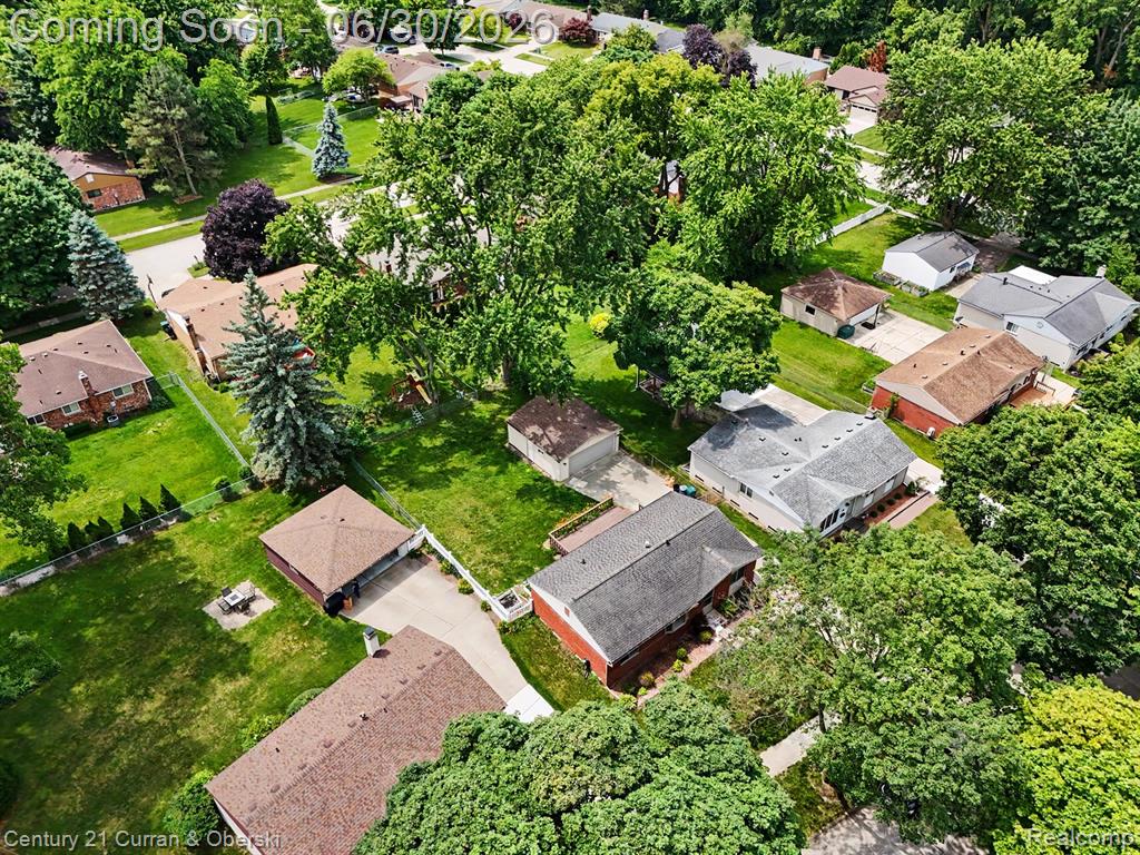 42519 Applecreek Drive, Plymouth, MI 48170 — Photo 4