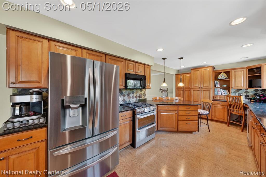 7221 Emerson Drive, Canton, MI 48187 — Photo 16