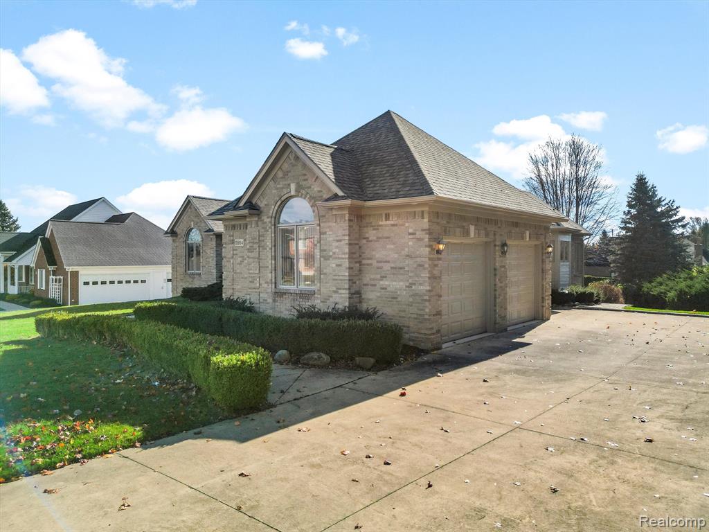 5914 LAKEVIEW Drive, Washington, MI — Photo 6