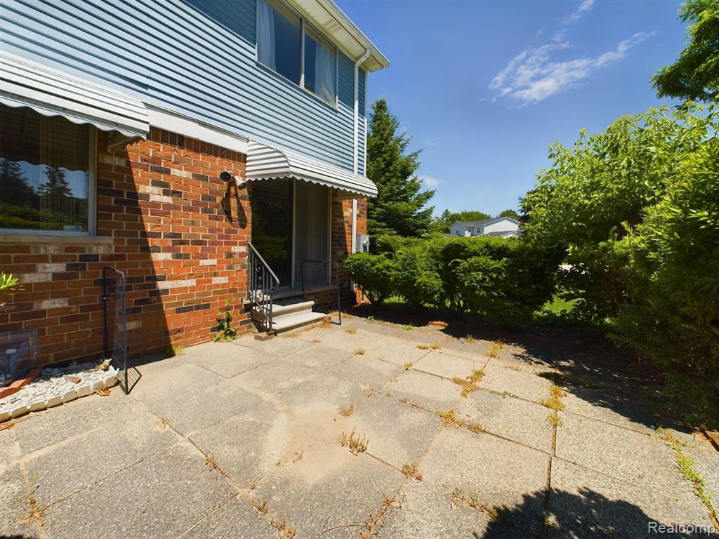 440 Lockmoor Court, Grand Blanc, MI 48439 — Photo 25