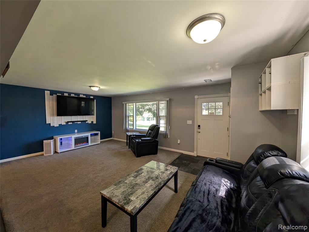 337 W Pine Street, Elsie, MI 48831 — Photo 11