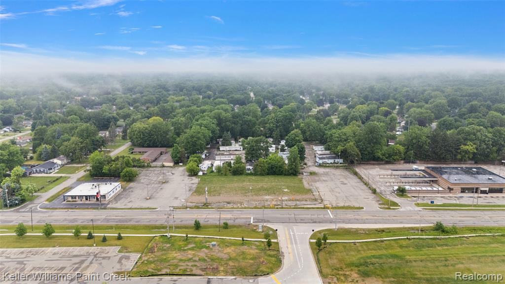 4403 Davison Road, Burton, MI 48509 — Photo 20