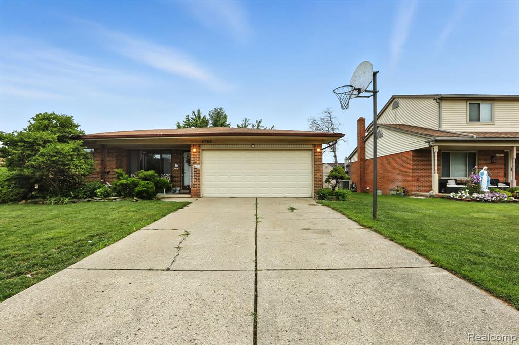 4761 Fox Hill Drive, Sterling Heights, MI 48310 — front exterior