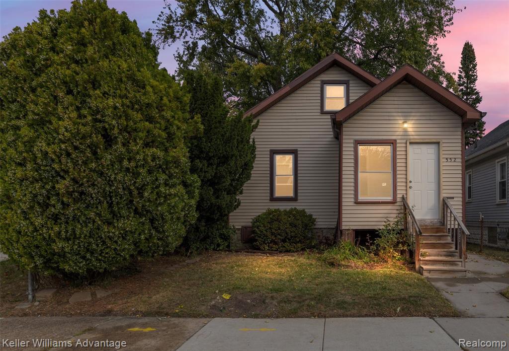 552 Bondie Street, Wyandotte, MI 48192 — Photo 2