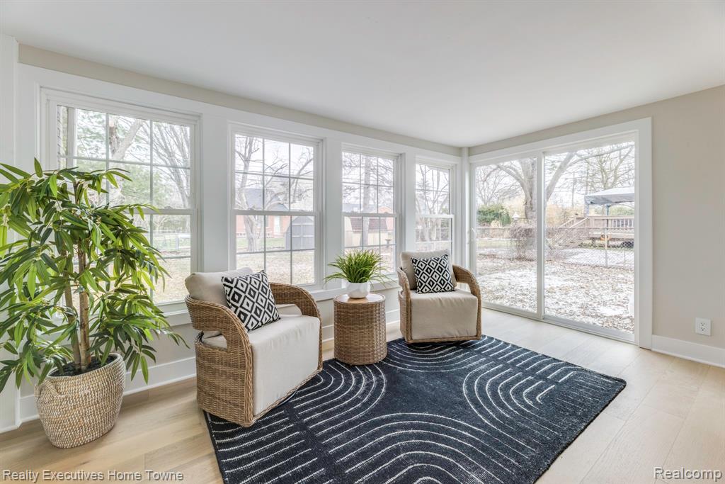 18910 Devonshire Street, Beverly Hills, MI 48025 — Photo 15