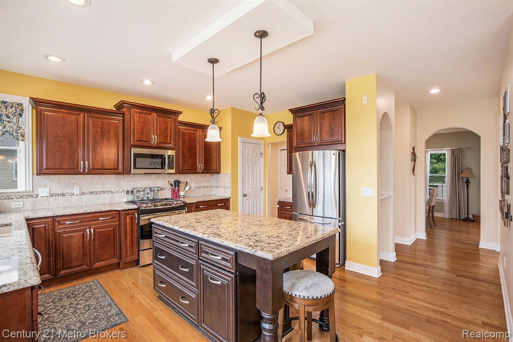 9024 Woodridge Drive, Davison, MI 48423 — Photo 10