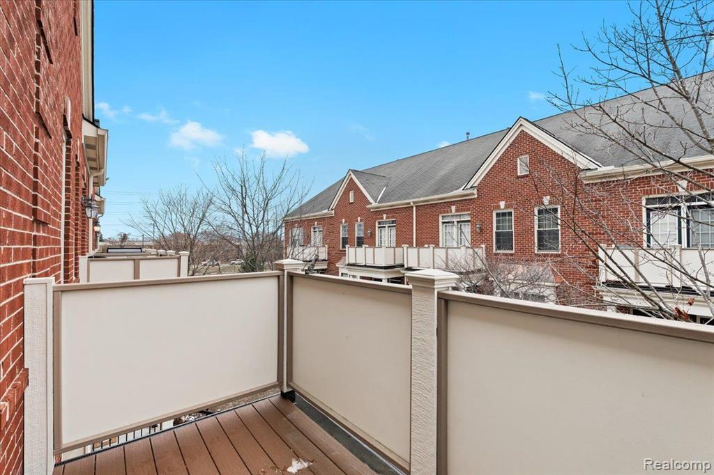 1039 FOUNTAIN VIEW Circle, South Lyon, MI 48178 — Photo 23