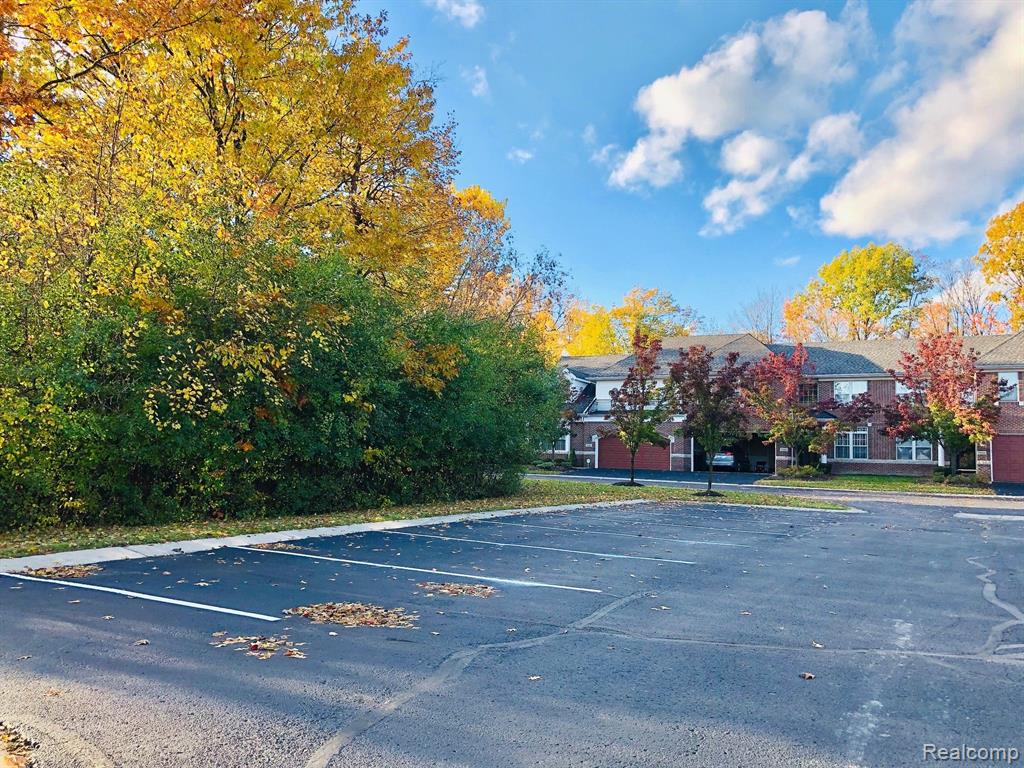 7217 GATEWAY Drive, West Bloomfield, MI — Photo 16
