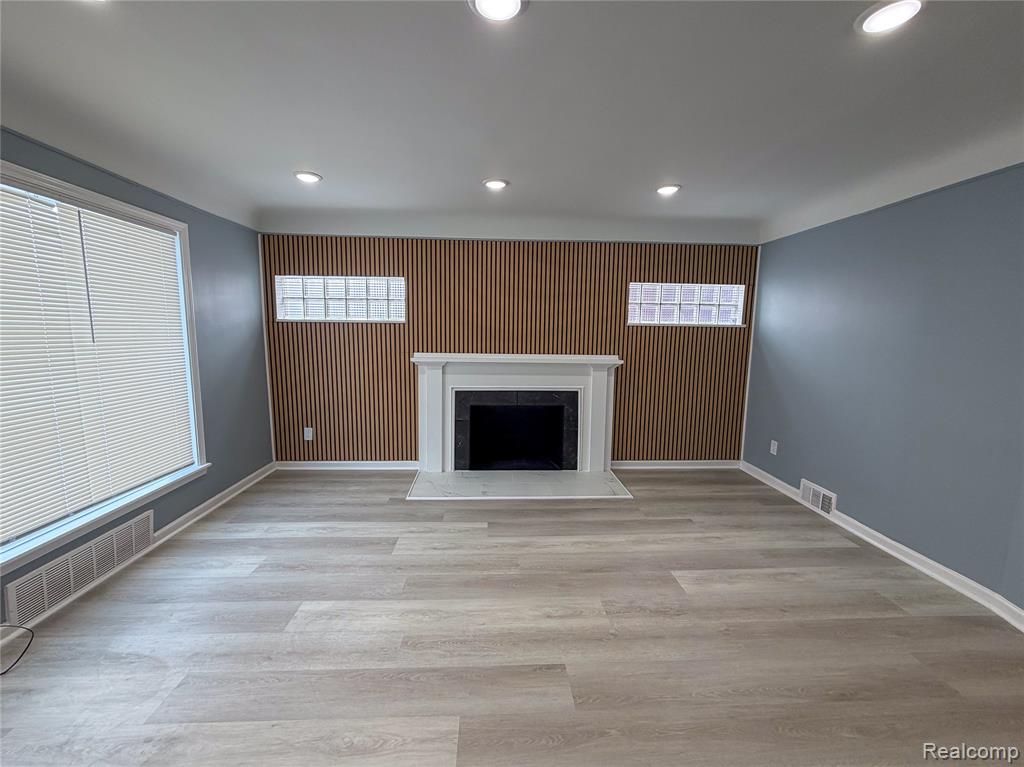 19009 Ashton Avenue, Detroit, MI 48219 — Photo 4