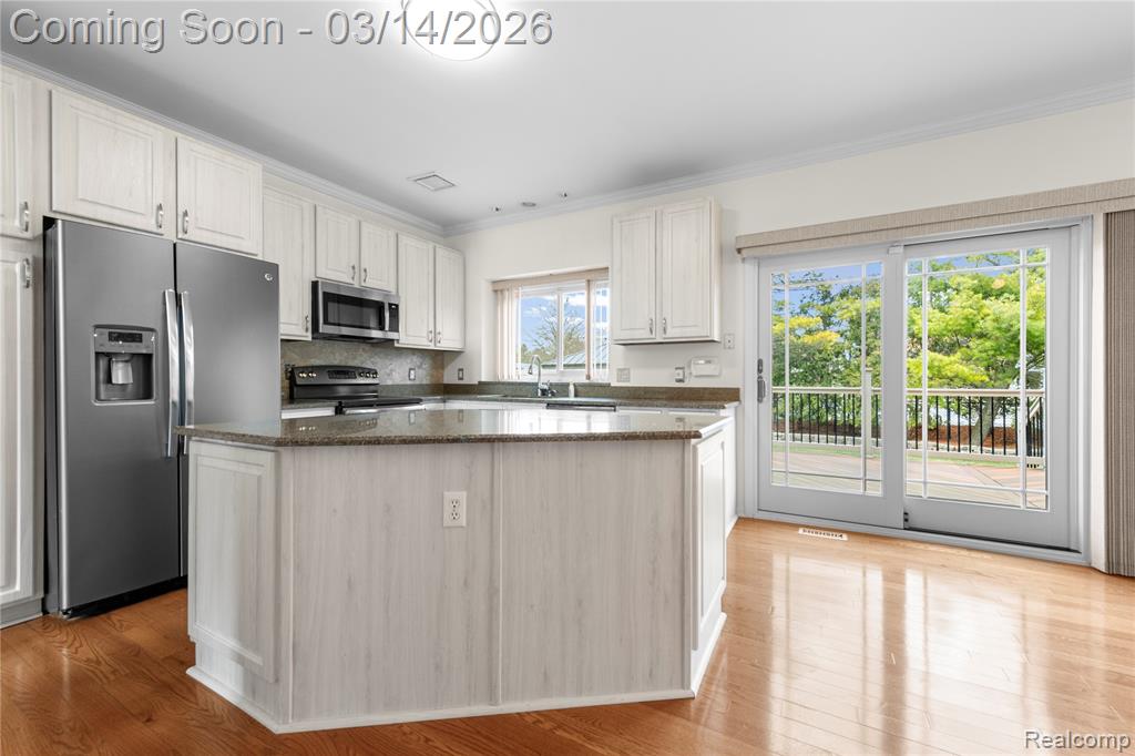 18890 Church Hill Drive, Riverview, MI 48193 — Photo 13