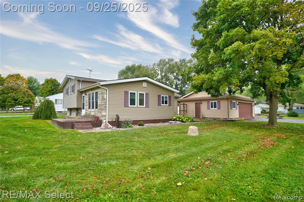 6237 E Atherton Road, Burton, MI 48519 — Photo 2