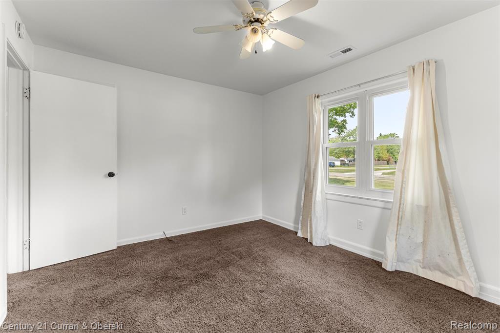 1843 Lathers Street, Garden City, MI — Photo 24