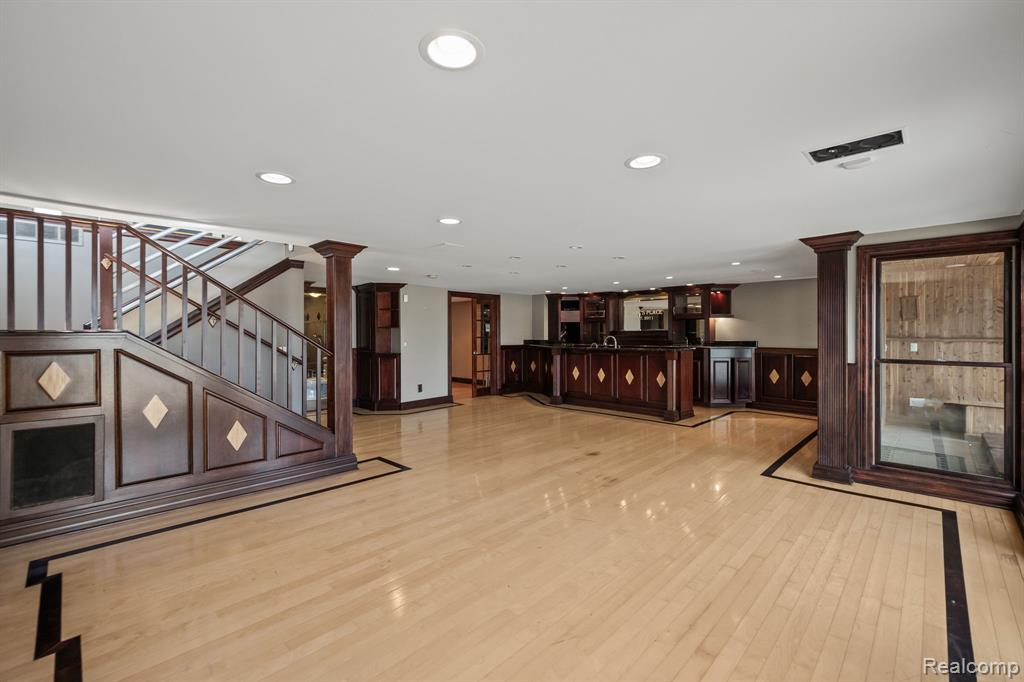2380 WALNUT LAKE Road, West Bloomfield, MI 48323 — Photo 25