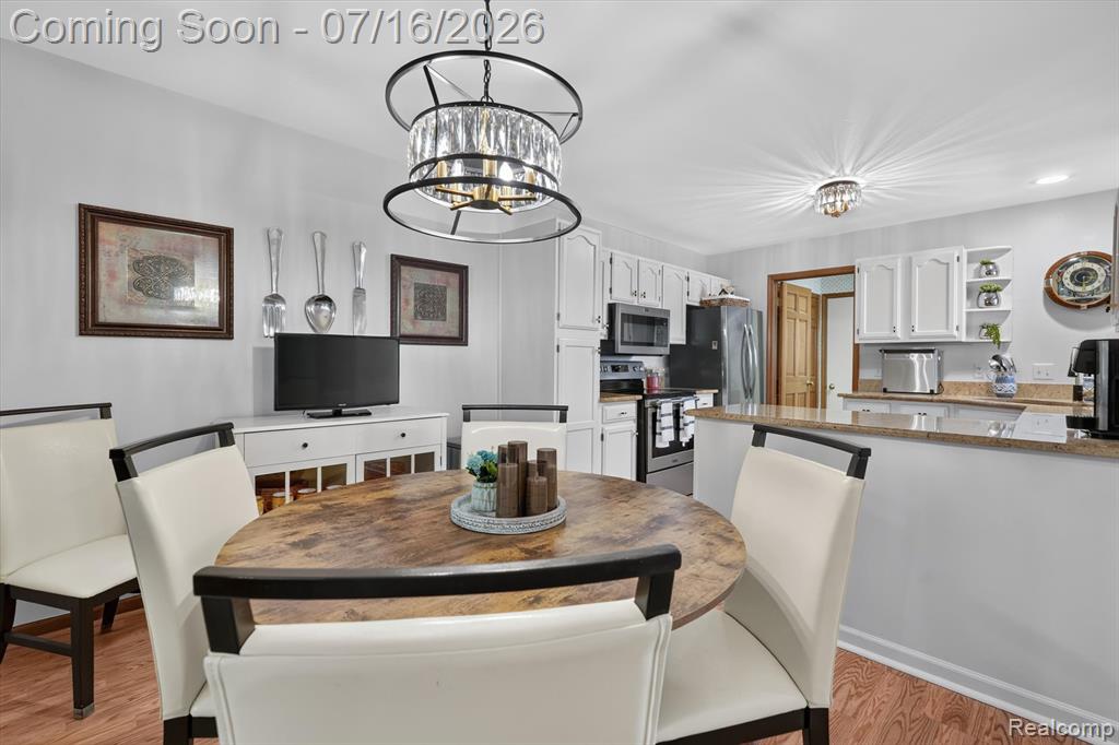 808 Maplewood Court, Brighton, MI 48116 — Photo 19