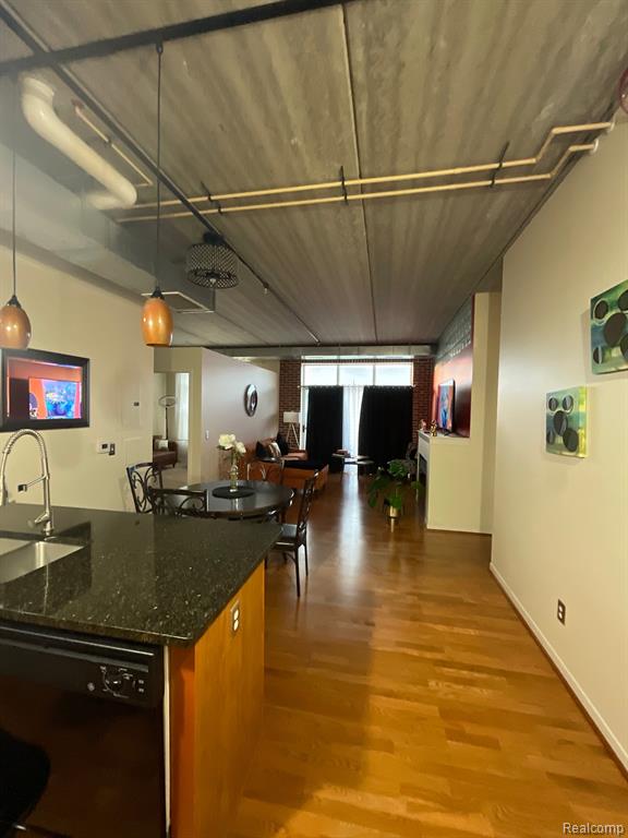 66 WINDER Street, 325, Detroit, MI 48201 — Photo 11
