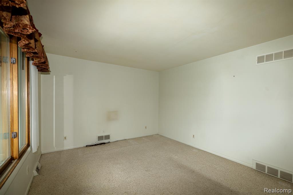 722 Rachelle Street, White Lake, MI — Photo 5