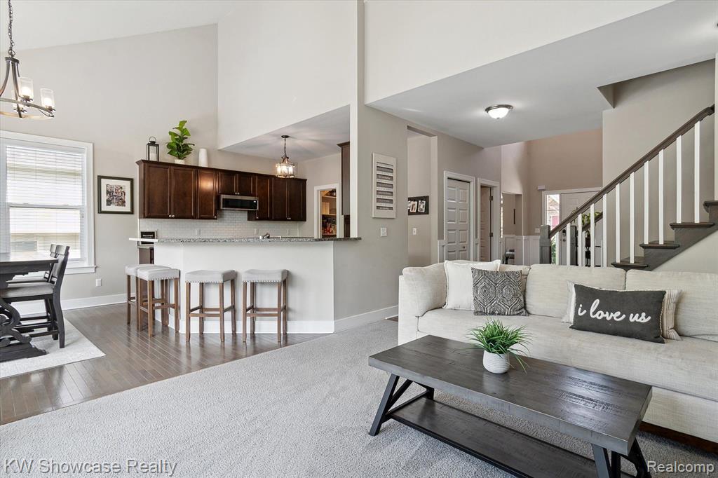 540 NAPA VALLEY Drive, Milford, MI 48381 — Photo 14