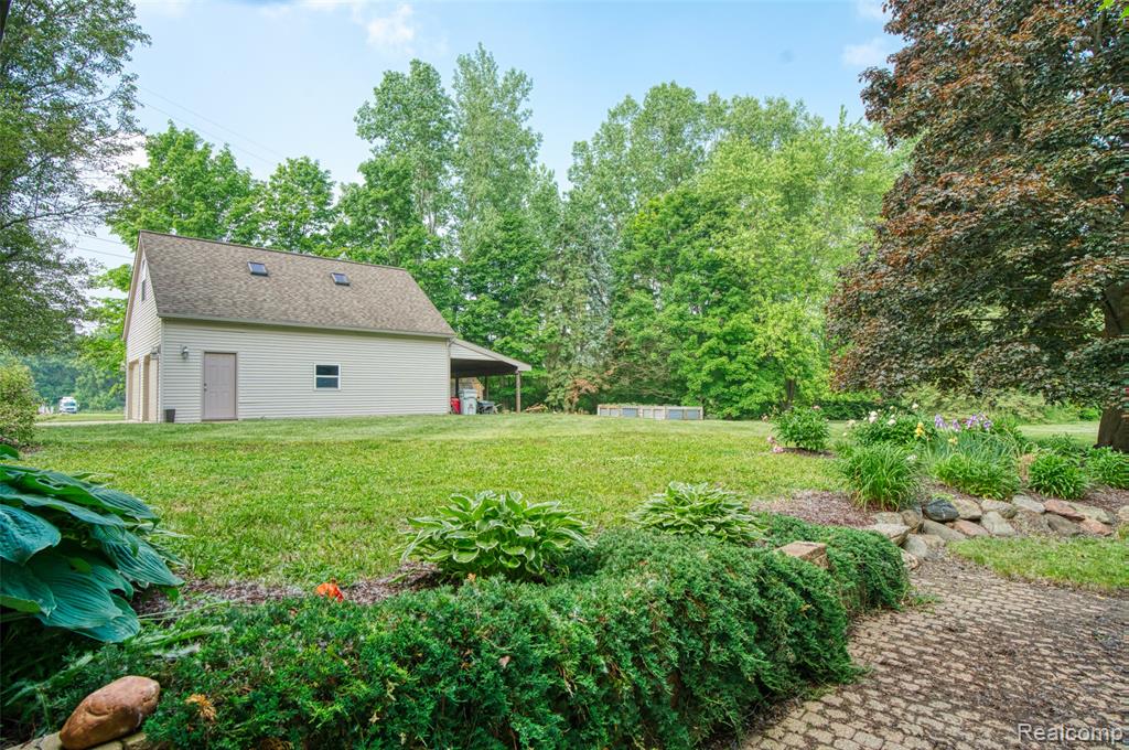 56901 Appaloosa Lane, South Lyon, MI 48178 — Photo 35