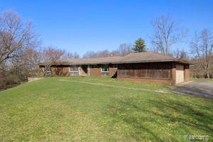 8825 ORTONVILLE Road, Clarkston, MI 48348 — Photo 57