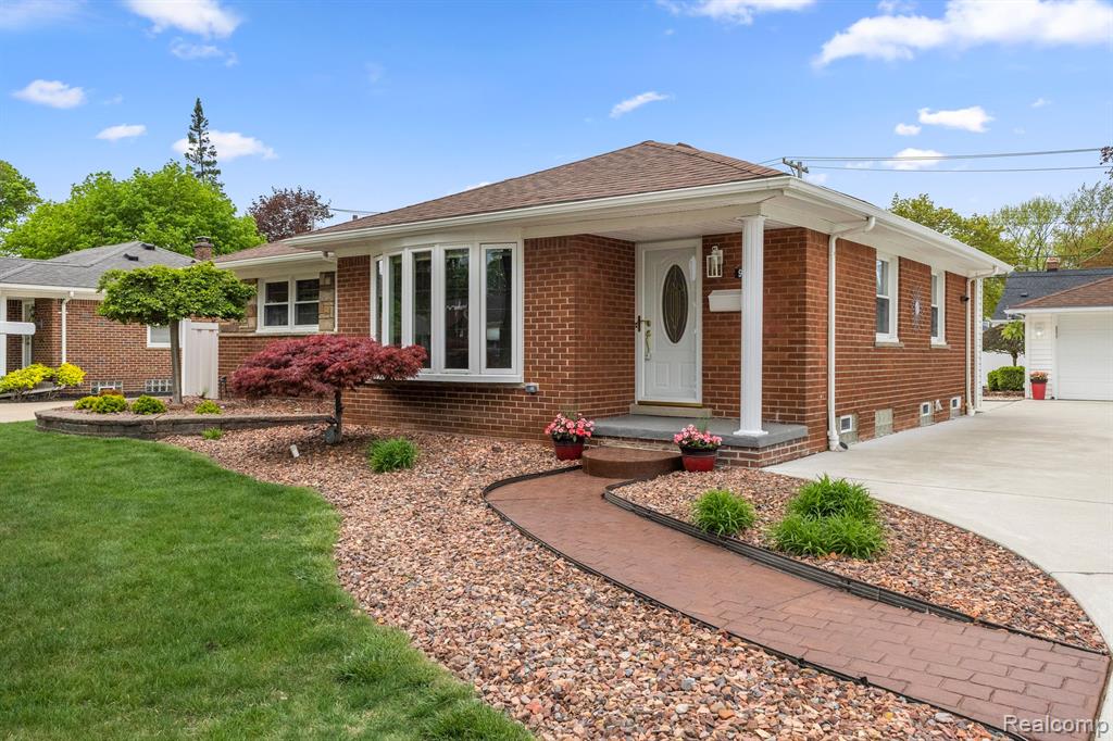 9280 REECK Road, Allen Park, MI 48101 — Photo 5