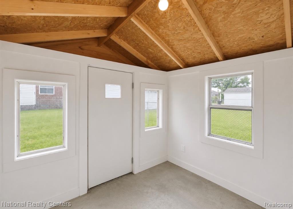 7285 Helen, Center Line, MI 48015 — Photo 32