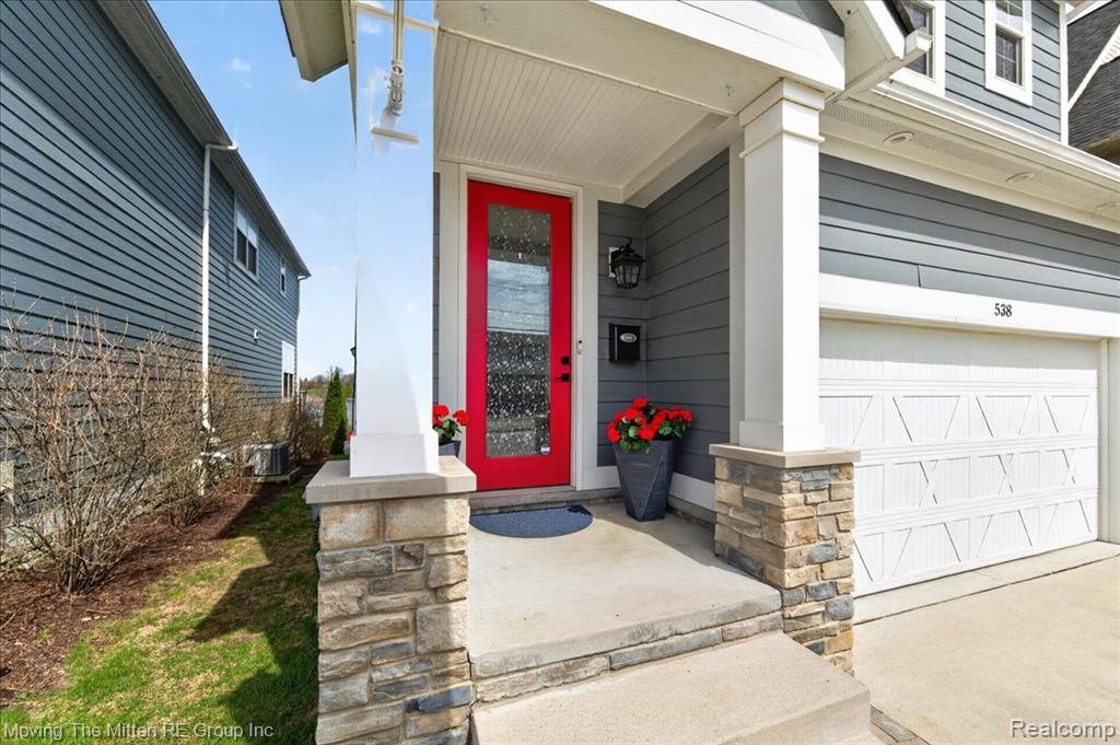 538 N Liberty Street, Belleville, MI 48111 — Photo 2