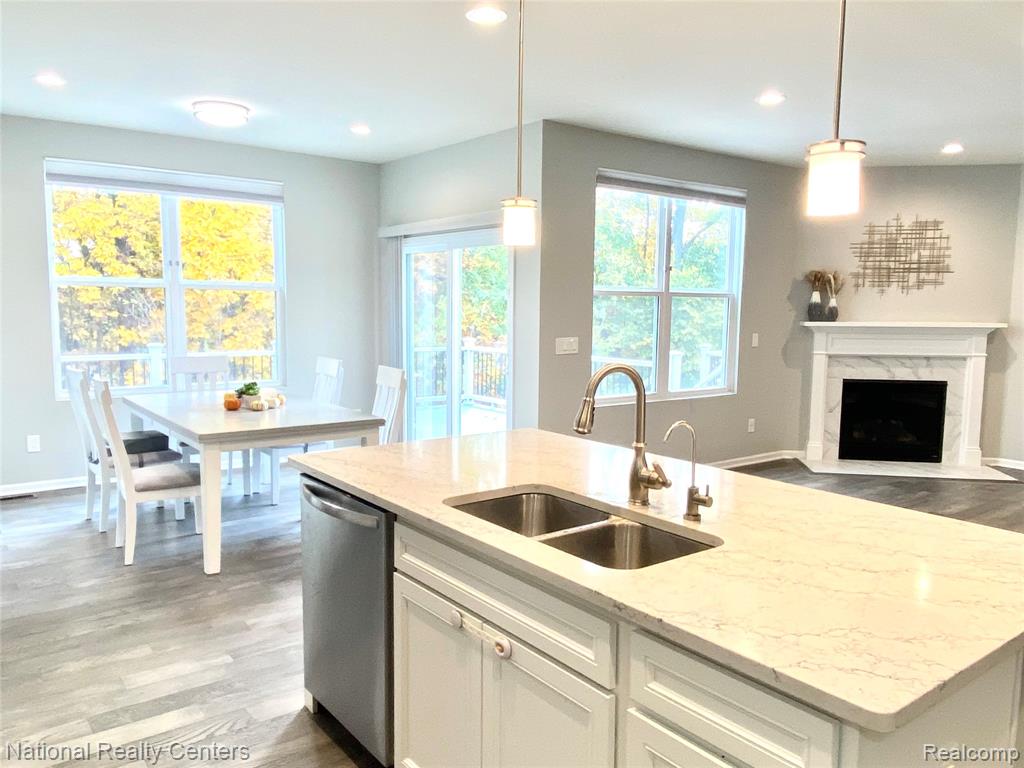 2835 Dillon Drive, Ann Arbor, MI 48105 — Photo 8
