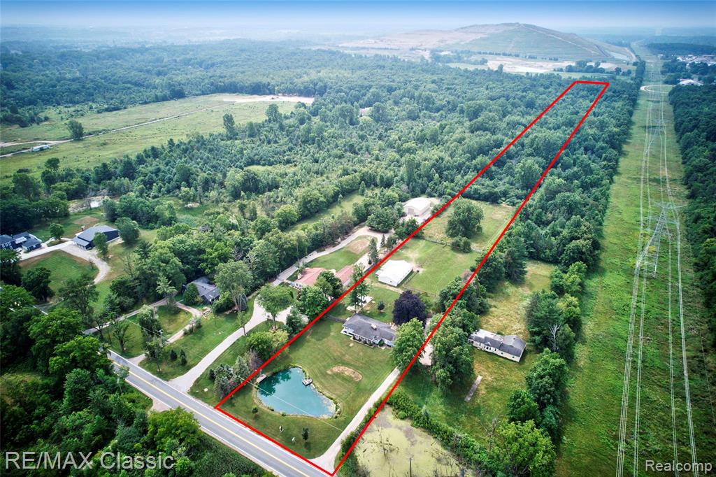 10268 7 Mile Road, Northville, MI 48167 — Photo 47