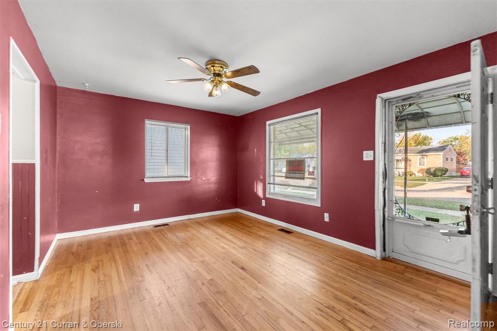 8025 Oak Street, Taylor, MI 48180 — Photo 3