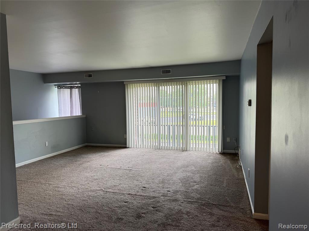 706 Sunset Lane, 63, Saint Clair Shores, MI 48082 — Photo 5