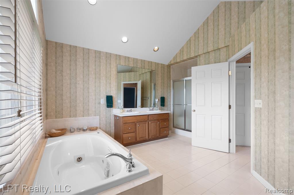 9968 Tuscany Valley Way, South Lyon, MI 48178 — Photo 31