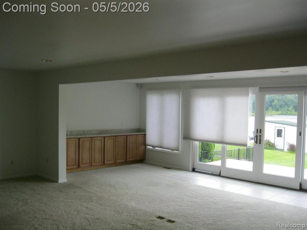 1873 LAKEVIEW Lane, Highland, MI — Photo 8