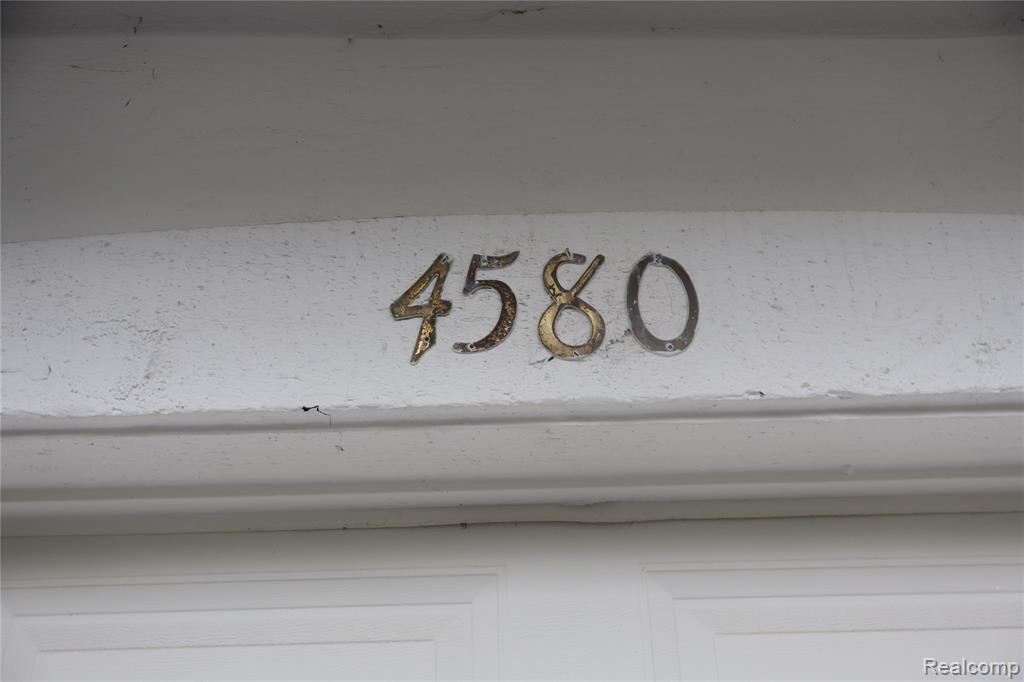 4580 BERKSHIRE Drive, Sterling Heights, MI 48314 — Photo 31
