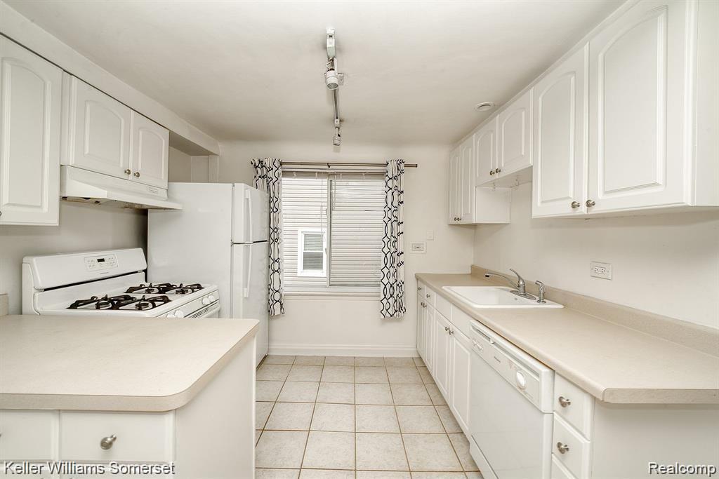 790 Jewell (upper) Street, Ferndale, MI 48220 — Photo 9
