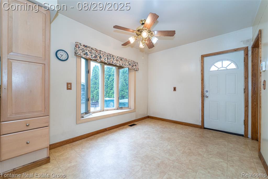 9437 Tavistock Drive, Plymouth, MI 48170 — Photo 9