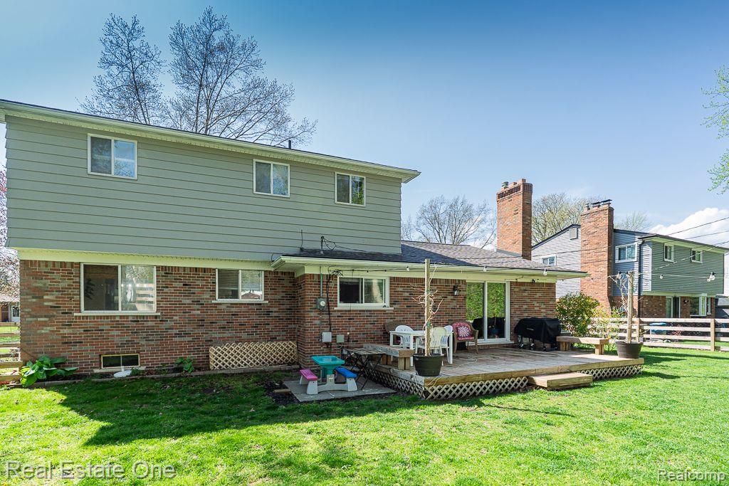 53416 Bellamine Drive, Shelby Twp, MI 48316 — Photo 41