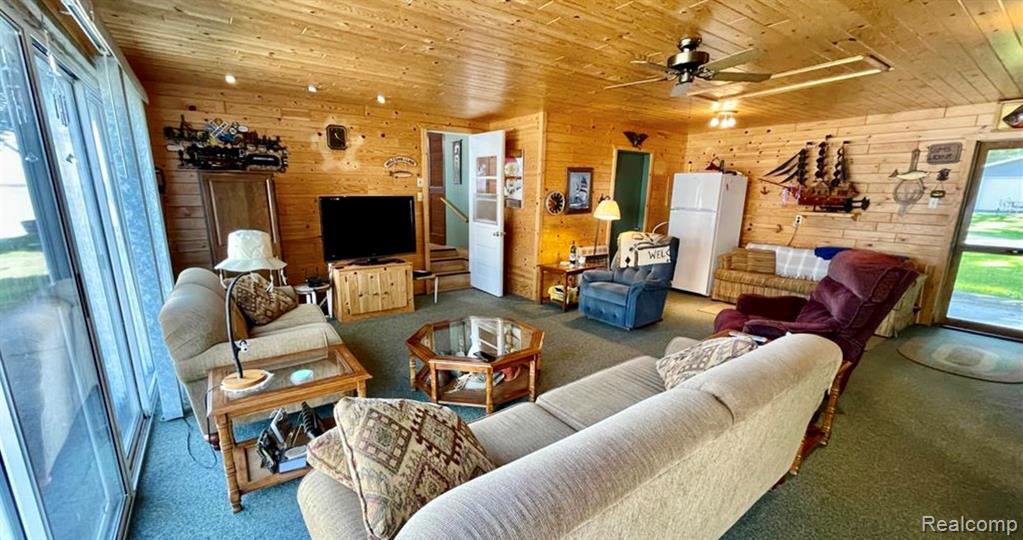 328 Sheridan Drive, Prudenville, MI 48651 — Photo 23