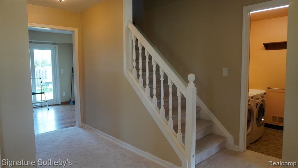 4415 FOX HILL Drive, Sterling Heights, MI 48310 — Photo 5