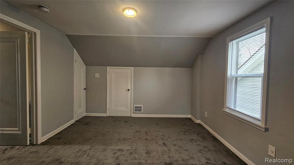 10001 Winthrop Street, Detroit, MI 48227 — Photo 41