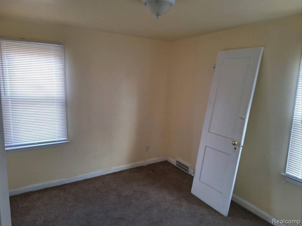 18344 KELLY Road, Detroit, MI 48224 — Photo 10